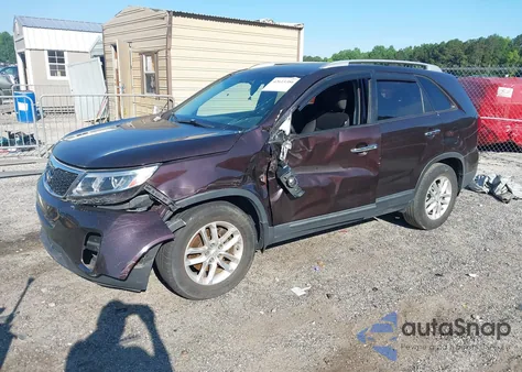 2014 Kia Sorento Lx z USA, uszkodzony, nr VIN 5XYKT3A68EG469908